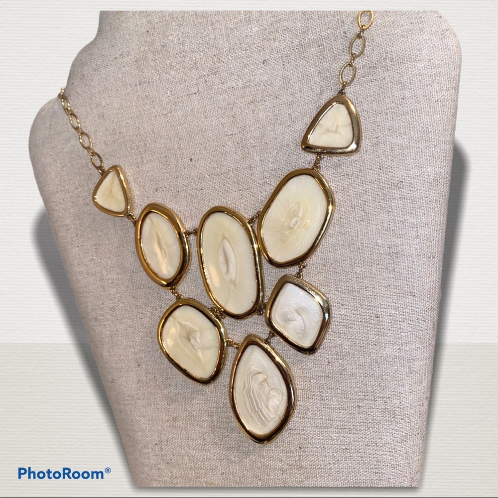 Fiona Bib Necklace
